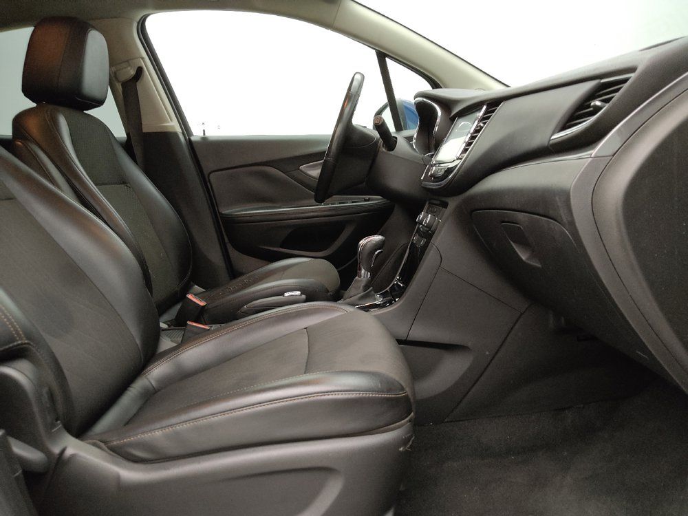 Used 2020 Buick Encore Preferred FWD image 21