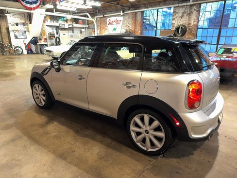 Used 2014 MINI Cooper Countryman S image 6