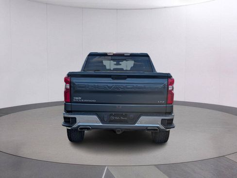 Used 2020 Chevrolet Silverado 1500 LTZ w/ LTZ Plus Package AWD/4WD image 4