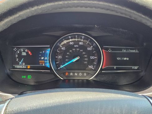 Used 2018 Ford Explorer Limited FWD image 29