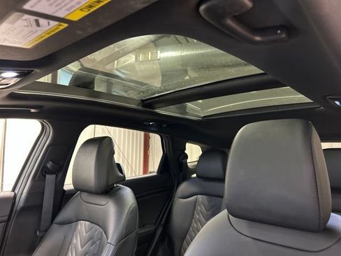 Used 2024 Kia Sportage X-Line w/ X-Line Premium Package AWD/4WD image 33