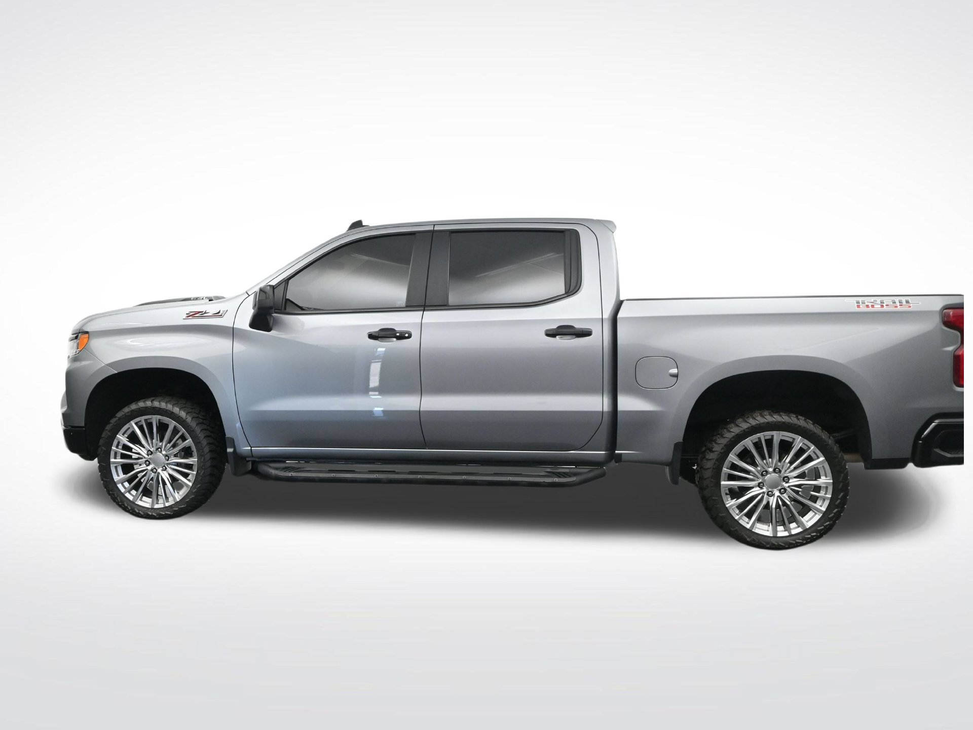 Used 2025 Chevrolet Silverado 1500 LT Trail Boss w/ Convenience Package II AWD/4WD image 10