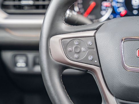 Used 2023 GMC Acadia AT4 w/ Technology Package image 26