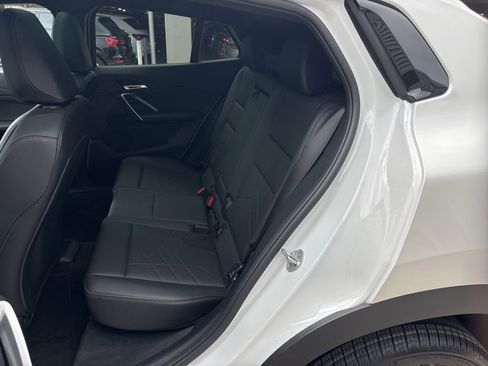 Used 2025 BMW X2 xDrive28i w/ Convenience Package image 14