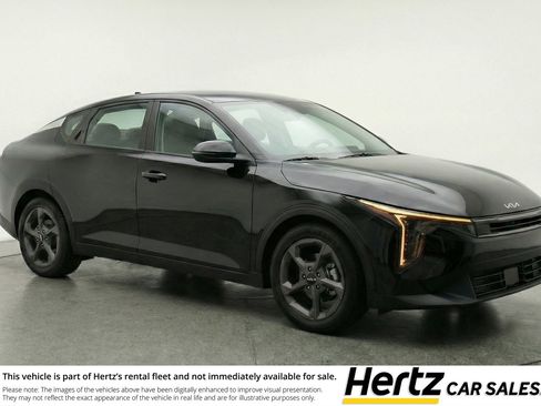 Used 2025 Kia K4 FWD image 1