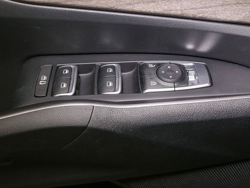Used 2022 Kia Sorento S w/ Panoramic Sunroof Package AWD/4WD image 46