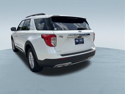 Certified 2024 Ford Explorer XLT w/ Equipment Group 202A AWD/4WD image 6