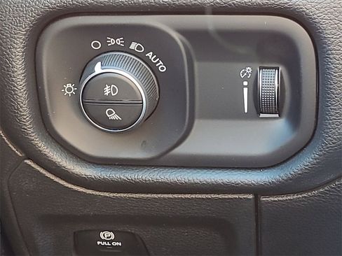 Used 2024 RAM 1500 Lone Star image 18