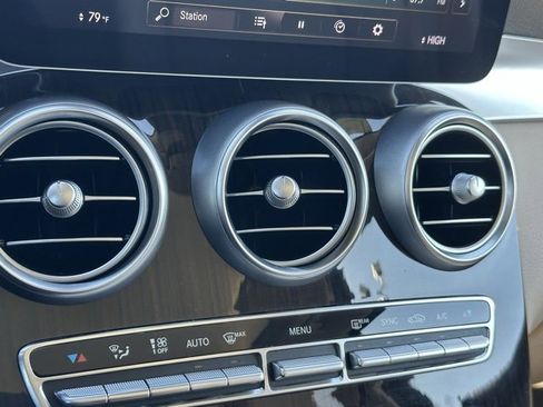 Used 2021 Mercedes-Benz GLC 300 GLC 300 image 16