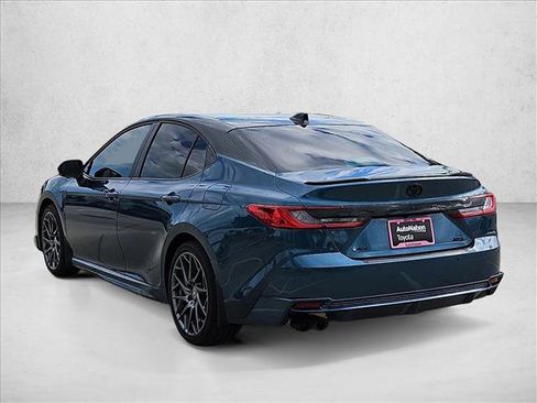 Used 2025 Toyota Camry XSE image 7