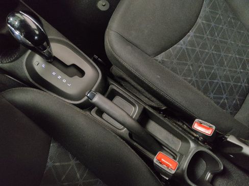 Used 2019 Chevrolet Spark LT FWD image 26
