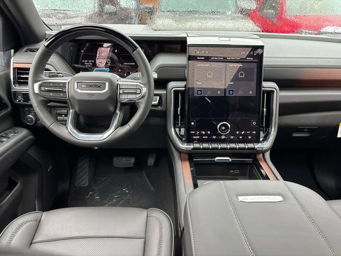 New 2026 GMC Yukon XL Denali w/ Advanced Technology Package AWD/4WD image 10