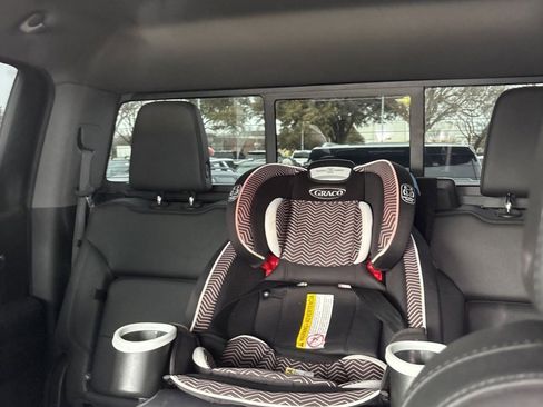 Used 2022 Chevrolet Silverado 1500 RST w/ Convenience Package II image 11