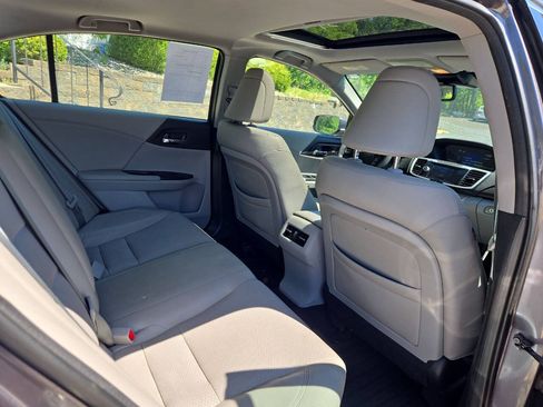 Used 2014 Honda Accord Touring image 25