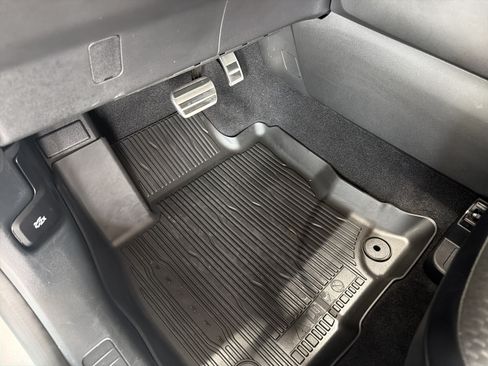 Used 2024 Ford Escape ST-Line w/ Tech Pack #1 AWD/4WD image 22