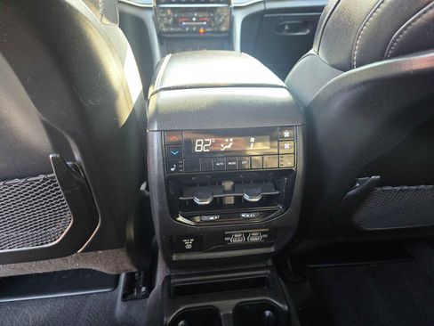 Used 2021 Jeep Grand Cherokee L Limited image 21