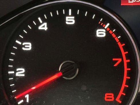 Used 2023 Audi Q5 2.0T Premium w/ Convenience Package image 23