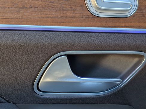 Used 2020 Mercedes-Benz GLS 450 4MATIC image 29