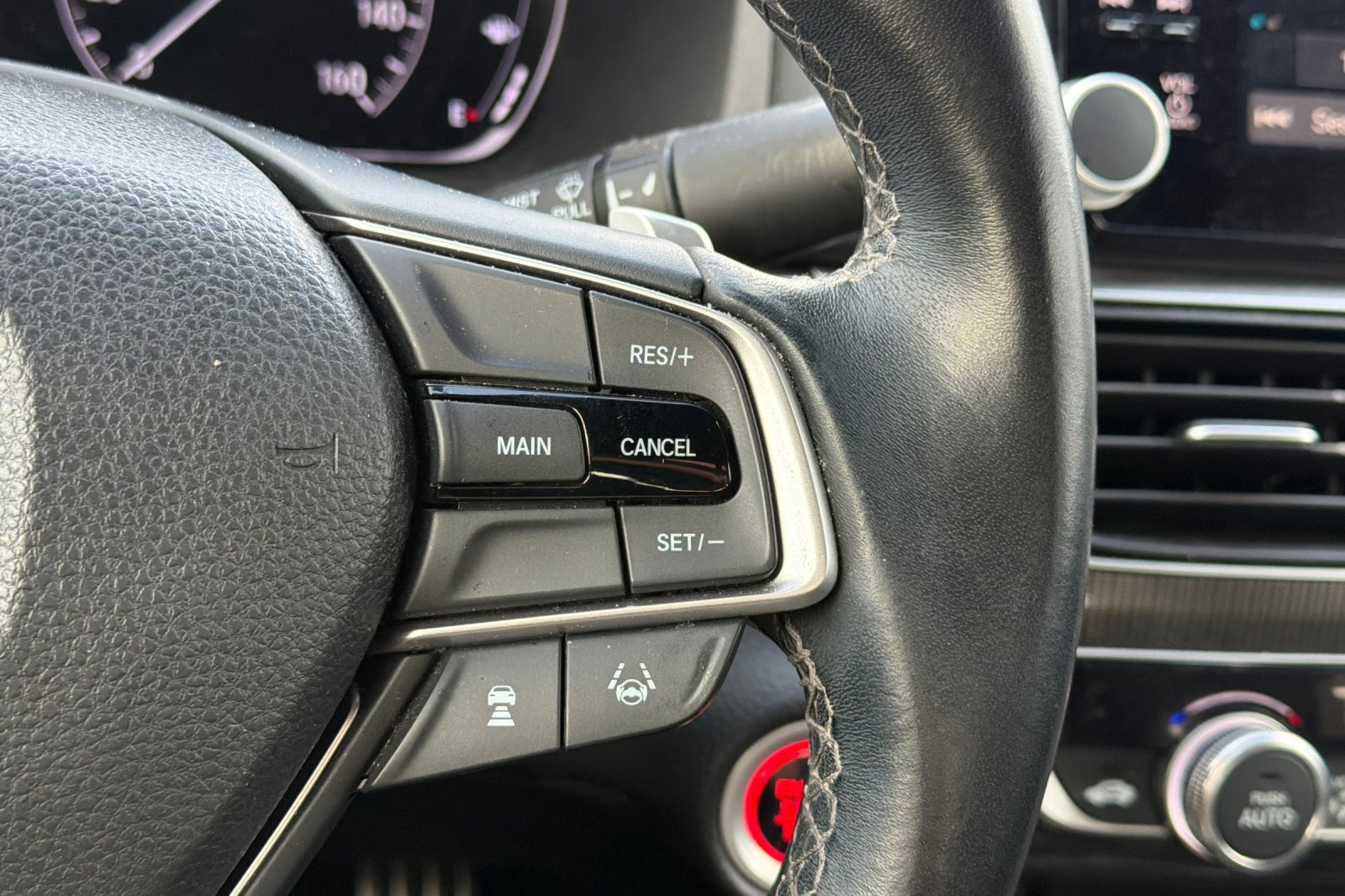 Used 2019 Honda Accord Sport image 31