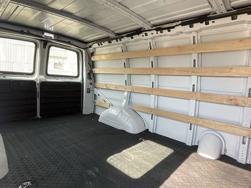 Used 2024 Chevrolet Express 2500 w/ Driver Convenience Package RWD image 22