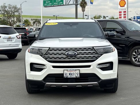 Used 2020 Ford Explorer Limited image 2