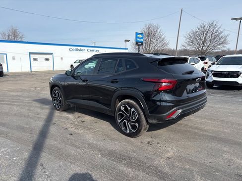 New 2026 Chevrolet Trax RS w/ Driver Confidence Package image 6