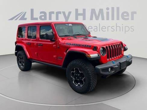 Used 2023 Jeep Wrangler Unlimited Rubicon 4xe AWD/4WD image 7