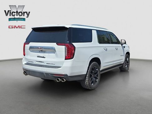 Used 2023 GMC Yukon XL Denali AWD/4WD image 18