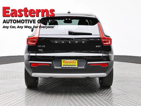 Used 2024 Volvo XC40 B5 Core AWD/4WD image 6