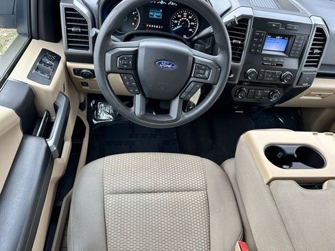 Used 2018 Ford F150 XLT image 8