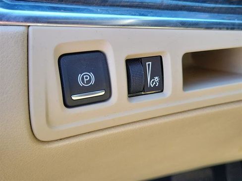 Used 2018 Cadillac XT5 FWD w/ LPO, Wheel Lock Package image 54