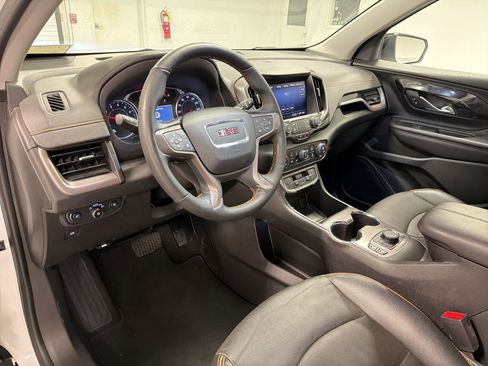 Used 2023 GMC Terrain AT4 AWD/4WD image 4