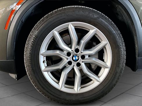 Used 2023 BMW X5 sDrive40i w/ Premium Package image 10
