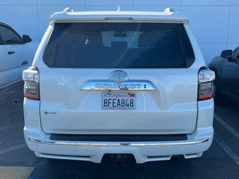 Used 2018 Toyota 4Runner Limited AWD/4WD image 5