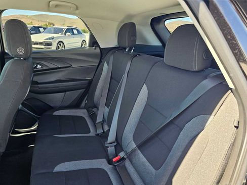 Used 2023 Chevrolet TrailBlazer LT w/ Convenience Package FWD image 17