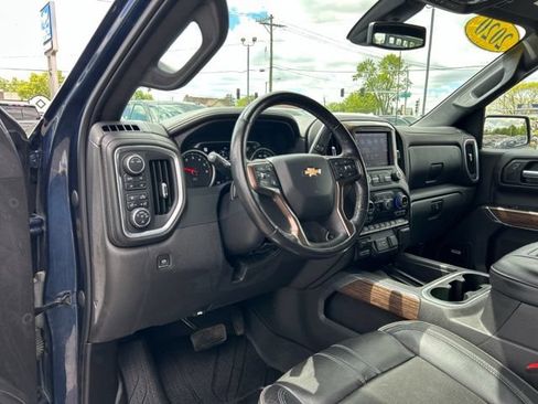 Used 2020 Chevrolet Silverado 1500 High Country w/ Safety Package II AWD/4WD image 28