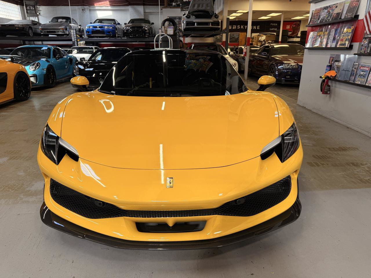 Used 2023 Ferrari 296 GTB RWD image 2