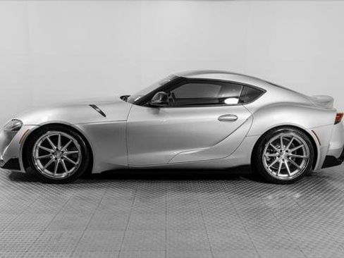 Used 2021 Toyota Supra RWD image 3