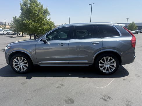 Used 2017 Volvo XC90 T6 Inscription w/ Vision Package AWD/4WD image 4