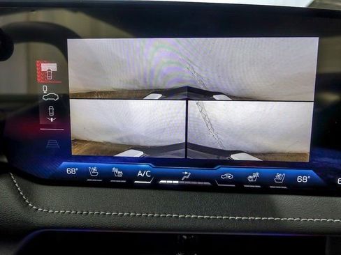 New 2026 Chevrolet Corvette Stingray Preferred Conv w/ 2LT RWD image 17