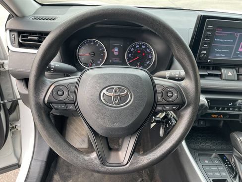 Certified 2020 Toyota RAV4 LE w/ All Weather Liner Package AWD/4WD image 16