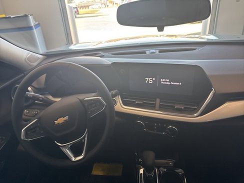 New 2026 Chevrolet Trax LT w/ Driver Confidence Package image 30
