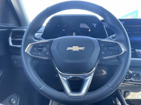 Used 2025 Chevrolet TrailBlazer LT w/ Convenience Package image 26