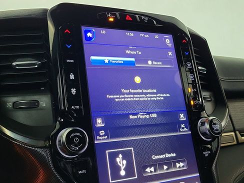 Used 2019 RAM 1500 Limited AWD/4WD image 18