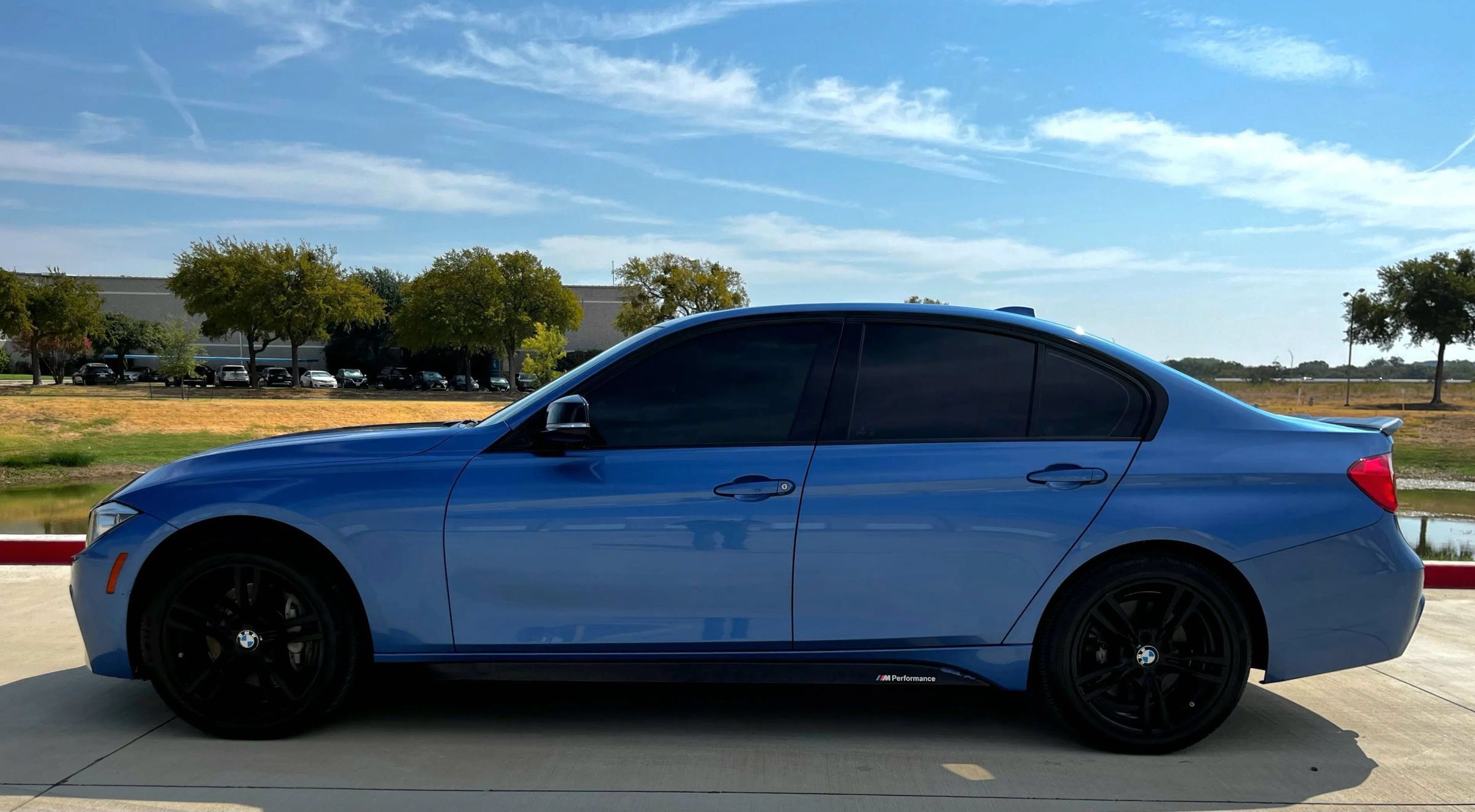 Used 2015 BMW 335i xDrive Sedan AWD/4WD image 9