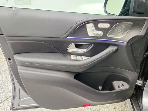 Used 2024 Mercedes-Benz GLE 450 4MATIC w/ AMG Line Exterior image 11