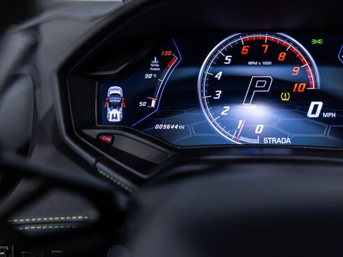 Used 2023 Lamborghini Huracan EVO AWD/4WD image 43