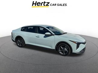 Used 2025 Kia K4 LXS video 1