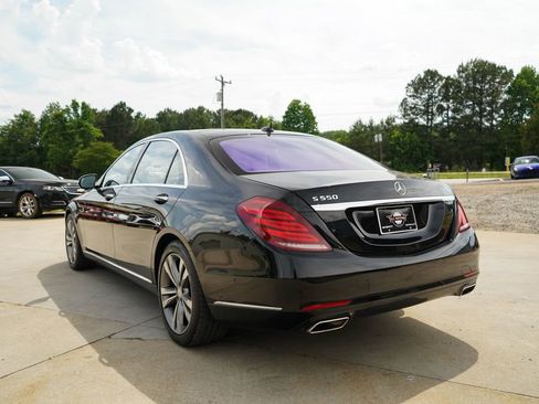 Used 2017 Mercedes-Benz S 550 Sedan image 4