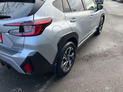 Used 2024 Subaru Crosstrek 2.0i Premium image 9